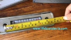 Liquid-level Gauge And Meter For Lifeboat Davit